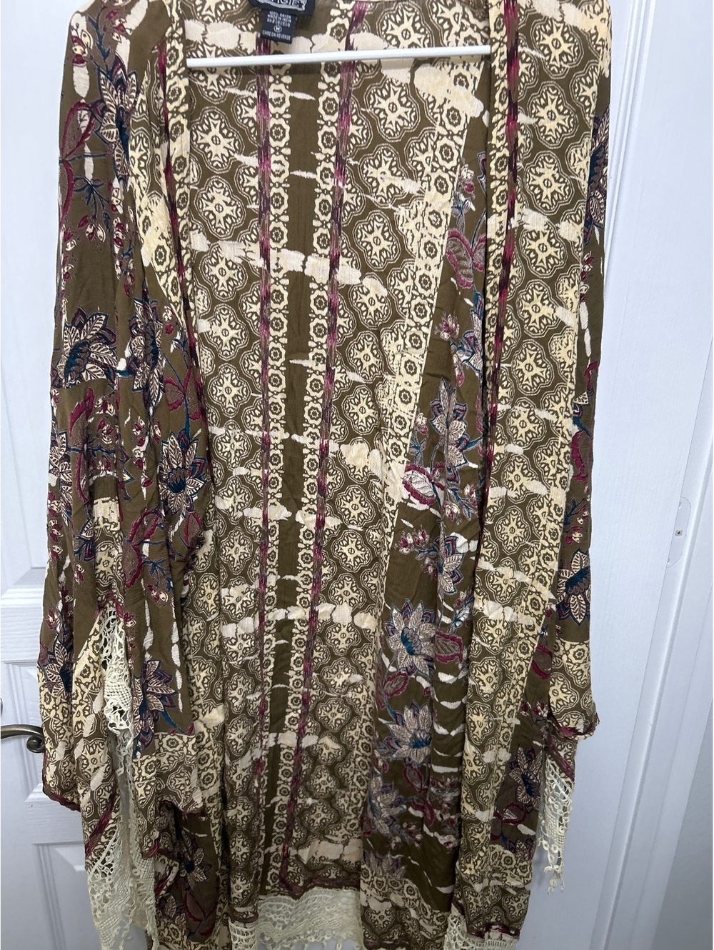Angie Medium Rayon Bohemian Patterned Kimono with Lace Trim